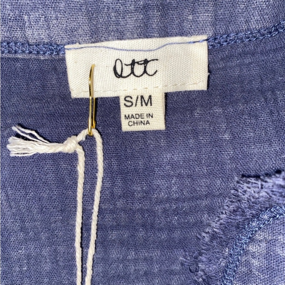 NWT We The Free Oversized Blue Button Down S - Picture 3 of 9